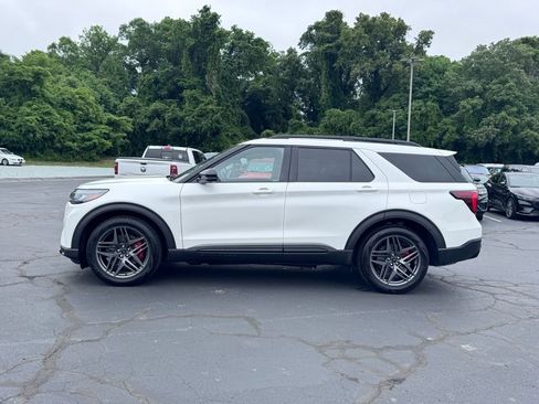 Used 2026 Ford Explorer ST AWD/4WD image 46