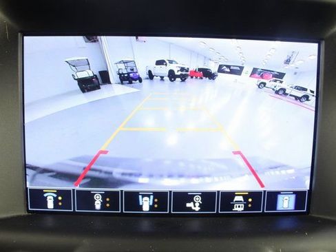 Used 2023 GMC Terrain Denali w/ Denali Premium Package image 3