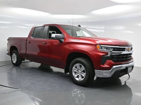 Used 2024 Chevrolet Silverado 1500 LT RWD image 27