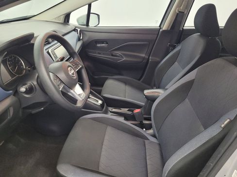 Used 2025 Nissan Versa SV FWD image 17