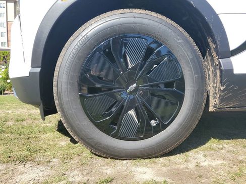 Used 2026 Chevrolet Blazer EV LT w/ Midnight/Sport Edition image 6