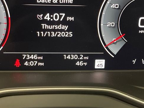 Certified 2025 Audi Q5 2.0T Premium Plus w/ Premium Plus Package image 19