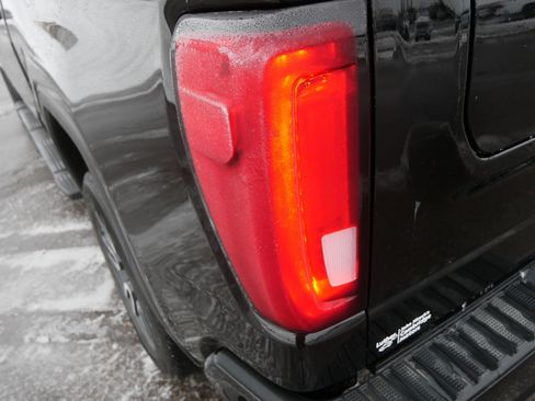 Used 2021 GMC Sierra 1500 AT4 image 18