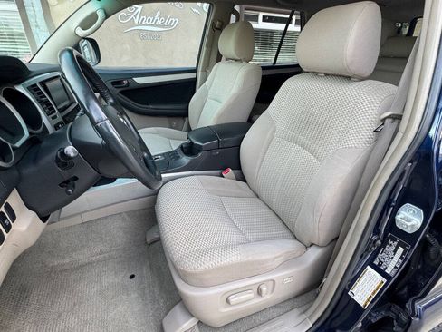 Used 2006 Toyota 4Runner SR5 RWD image 12