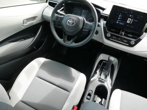 Used 2023 Toyota Corolla LE w/ LE Convenience Package AWD/4WD image 9
