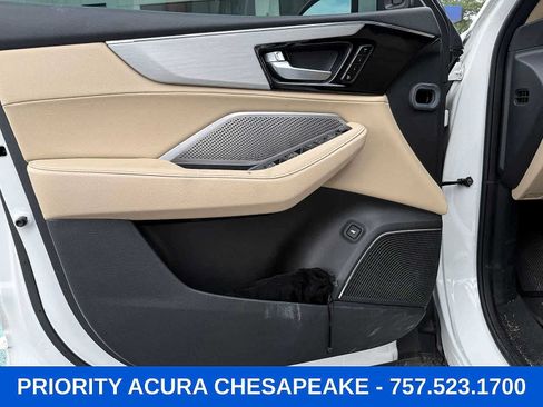 Used 2024 Acura MDX FWD image 12