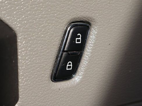 Used 2021 Ford F350 XL w/ Power Equipment Group image 18