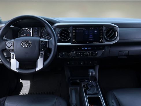 Certified 2021 Toyota Tacoma Limited image 13