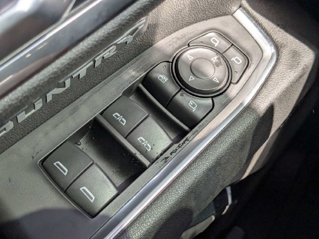 Used 2026 Chevrolet Silverado 1500 High Country w/ High Country Premium Package AWD/4WD image 24