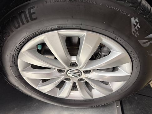 Used 2015 Volkswagen Passat 1.8T Wolfsburg Edition FWD image 29