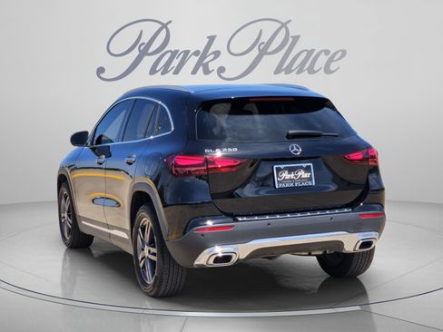 Certified 2026 Mercedes-Benz GLA 250 image 4
