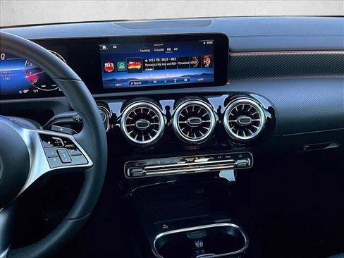 Used 2026 Mercedes-Benz CLA 250 image 8