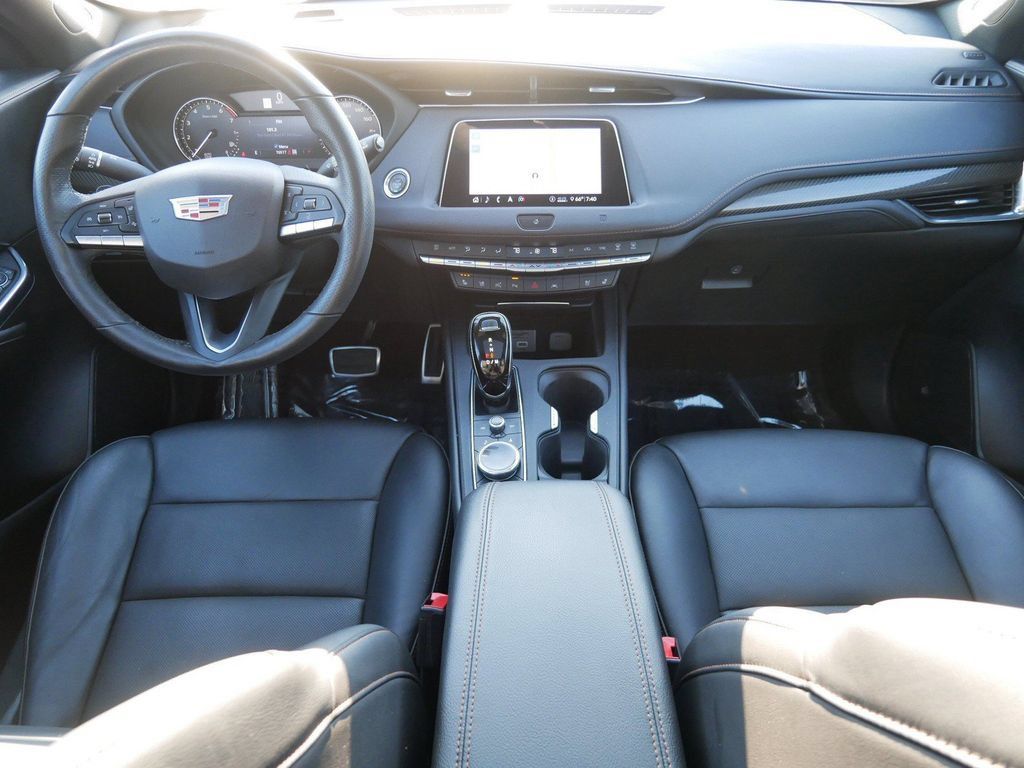 Used 2020 Cadillac XT4 Sport AWD/4WD image 14