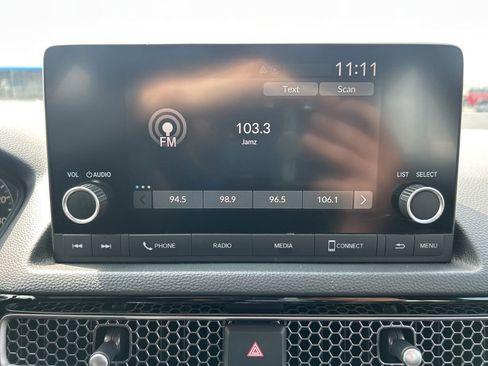 Used 2025 Honda Civic Sport image 28