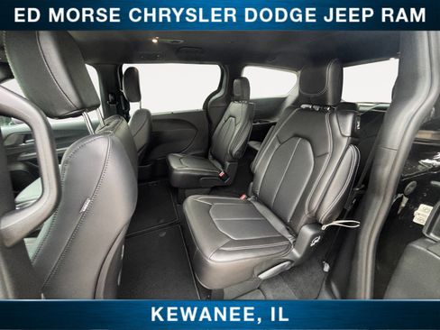 New 2026 Chrysler Voyager LX image 13