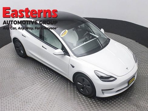 Used 2023 Tesla Model 3 Standard Range RWD image 3