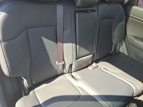 Used 2023 Kia Sportage SX image 23