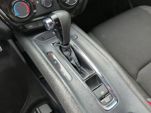 Used 2021 Honda HR-V Sport image 20