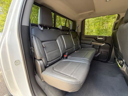 Used 2023 GMC Sierra 2500 Denali w/ Denali Ultimate Package AWD/4WD image 47