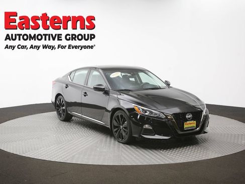 Used 2022 Nissan Altima 2.0 SR FWD image 50
