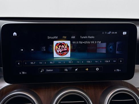 Used 2022 Mercedes-Benz GLC 300 4MATIC image 15