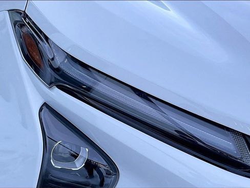 Used 2025 Chevrolet Trax ACTIV w/ Sunroof Package image 28