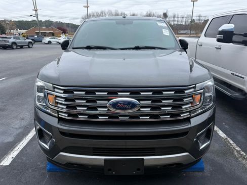 Used 2018 Ford Expedition Max Limited image 4