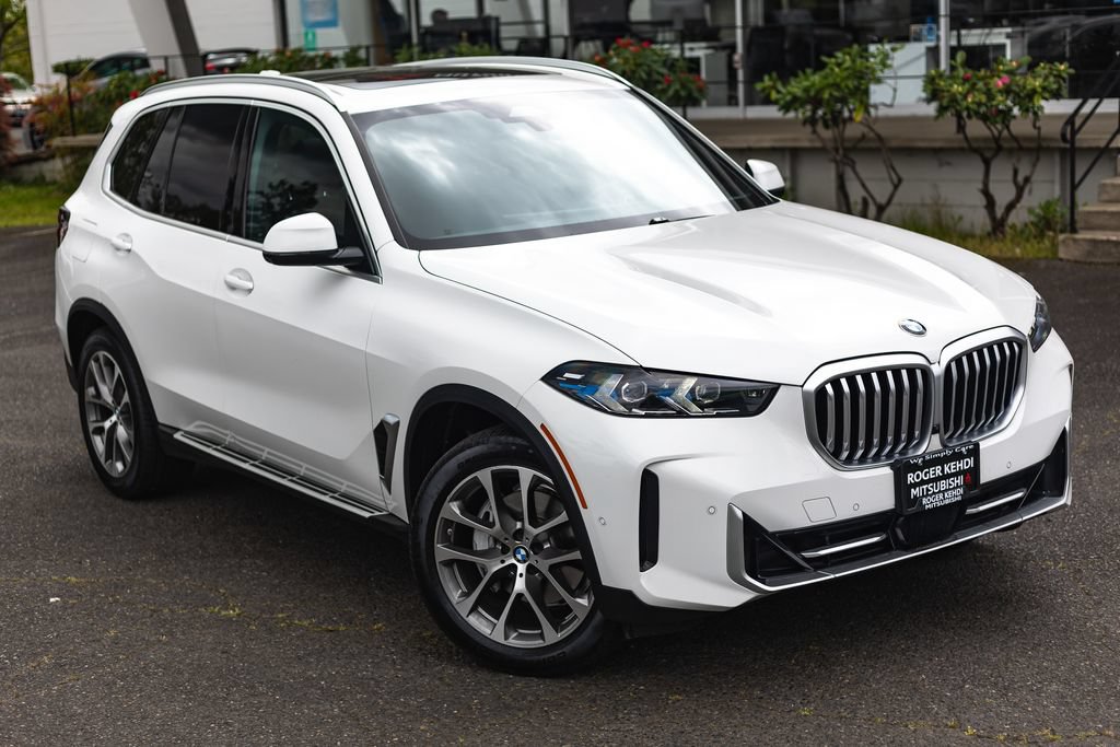 Used 2026 BMW X5 xDrive40i AWD/4WD image 2
