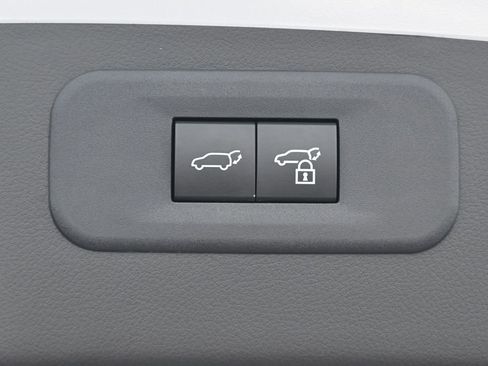 Used 2023 Lexus NX 250 FWD w/ Towing Package (2000 Lbs) image 33