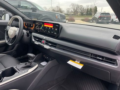 New 2026 Kia K4 GT-Line image 30