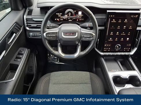 Used 2025 GMC Acadia Elevation AWD/4WD image 3