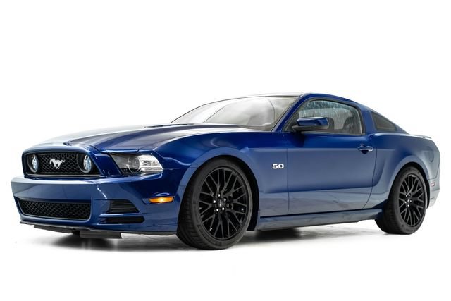 Used 2014 Ford Mustang GT RWD image 8