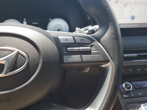 Used 2024 Hyundai Palisade Limited FWD image 22
