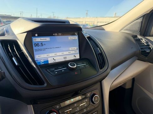 Used 2017 Ford Escape SE w/ Equipment Group 201A FWD image 30