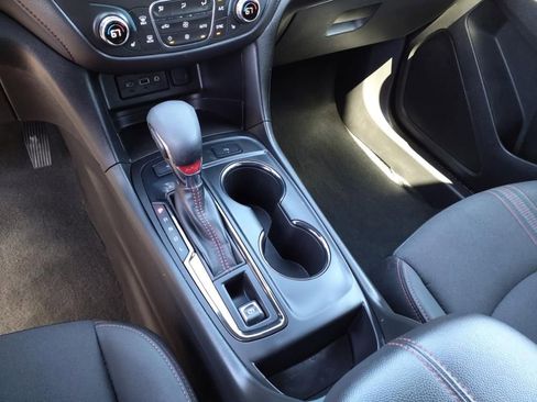 Used 2024 Chevrolet Equinox RS w/ LPO, Floor Liner Package image 11