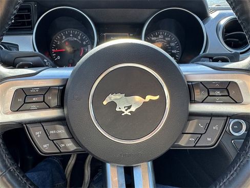 Used 2020 Ford Mustang Premium image 21