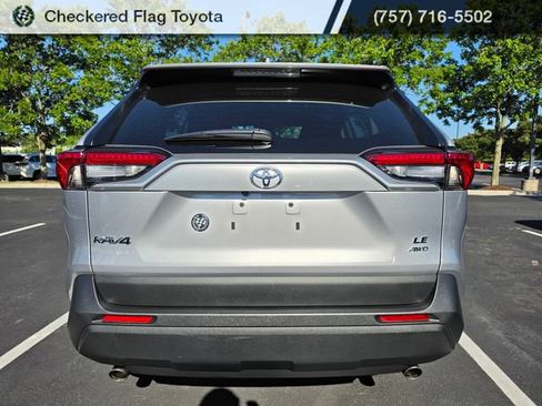 Certified 2025 Toyota RAV4 LE AWD/4WD image 5