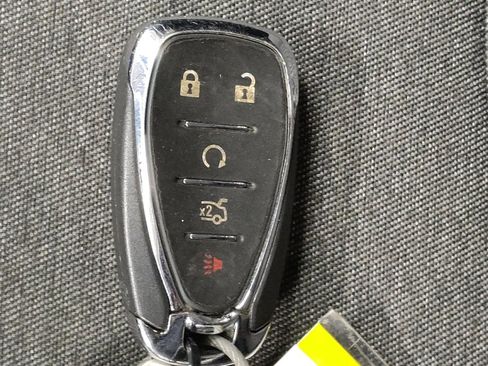 Used 2024 Chevrolet Equinox LT image 32