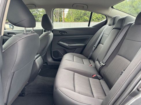 Used 2025 Nissan Altima 2.5 SV FWD image 25