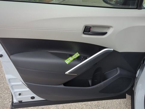 New 2026 Toyota Corolla Cross L image 10