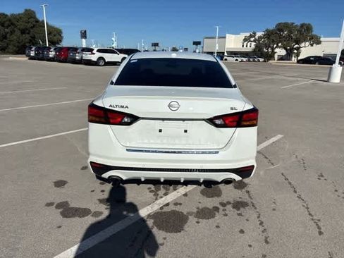 Used 2023 Nissan Altima 2.5 SL image 4