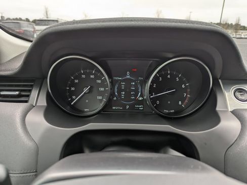 Used 2017 Land Rover Range Rover Evoque SE image 16