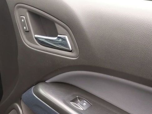 Used 2018 Chevrolet Colorado Z71 image 25