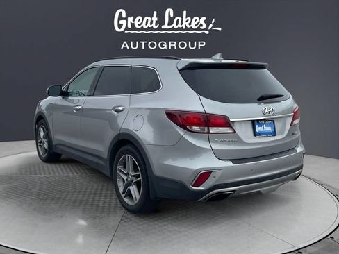 Used 2017 Hyundai Santa Fe AWD image 3