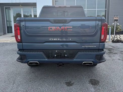 Used 2024 GMC Sierra 1500 Denali w/ Technology Package AWD/4WD image 7