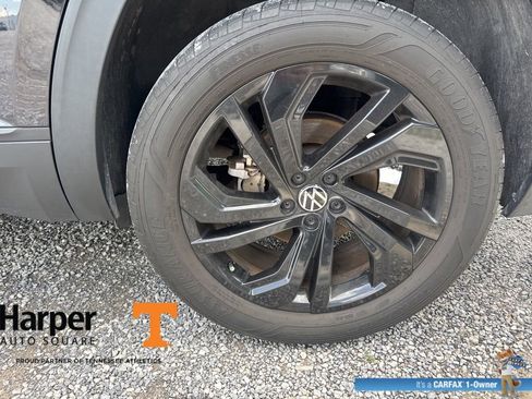 Used 2023 Volkswagen Atlas SE w/ Black Wheel Package FWD image 20