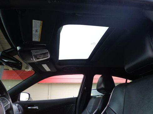 Used 2015 Dodge Charger SXT w/ AWD Plus Group image 22