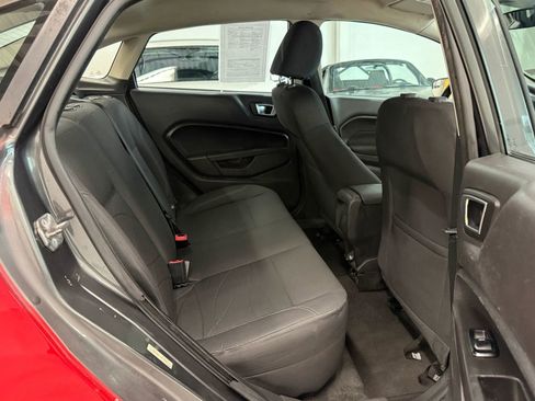Used 2015 Ford Fiesta SE image 21
