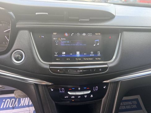 Used 2017 Cadillac XT5 Luxury w/ Driver Awareness Package FWD image 35
