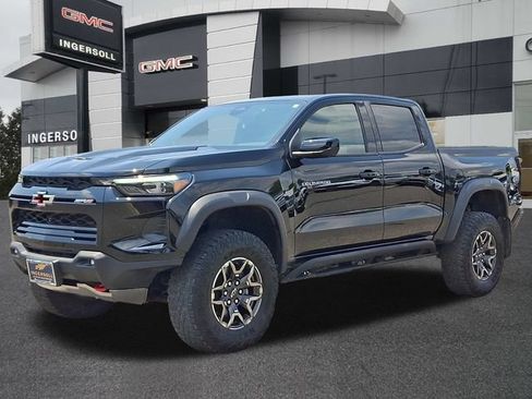 Used 2024 Chevrolet Colorado ZR2 w/ ZR2 Convenience Package III AWD/4WD image 33